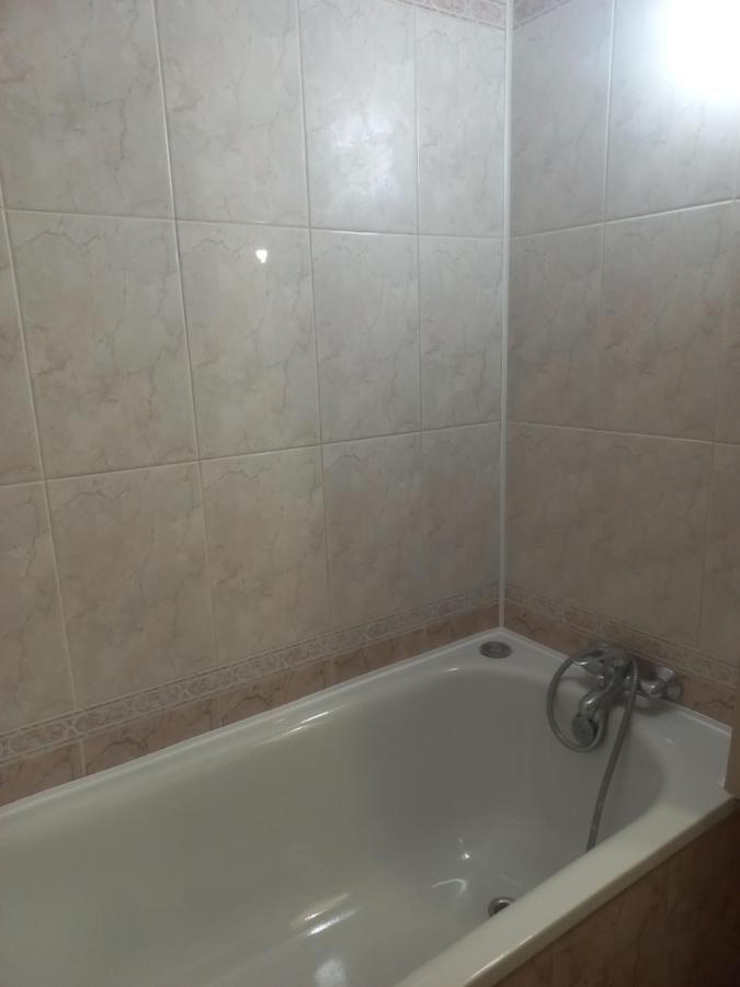 4 Площа Гагаріна Apartment วินนิตซา ภายนอก รูปภาพ