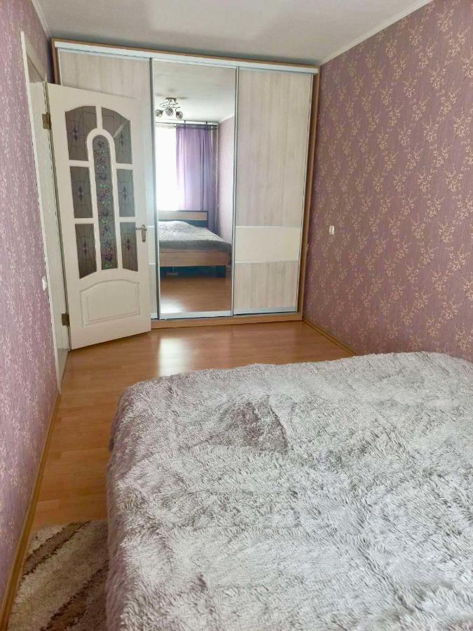 4 Площа Гагаріна Apartment วินนิตซา ภายนอก รูปภาพ
