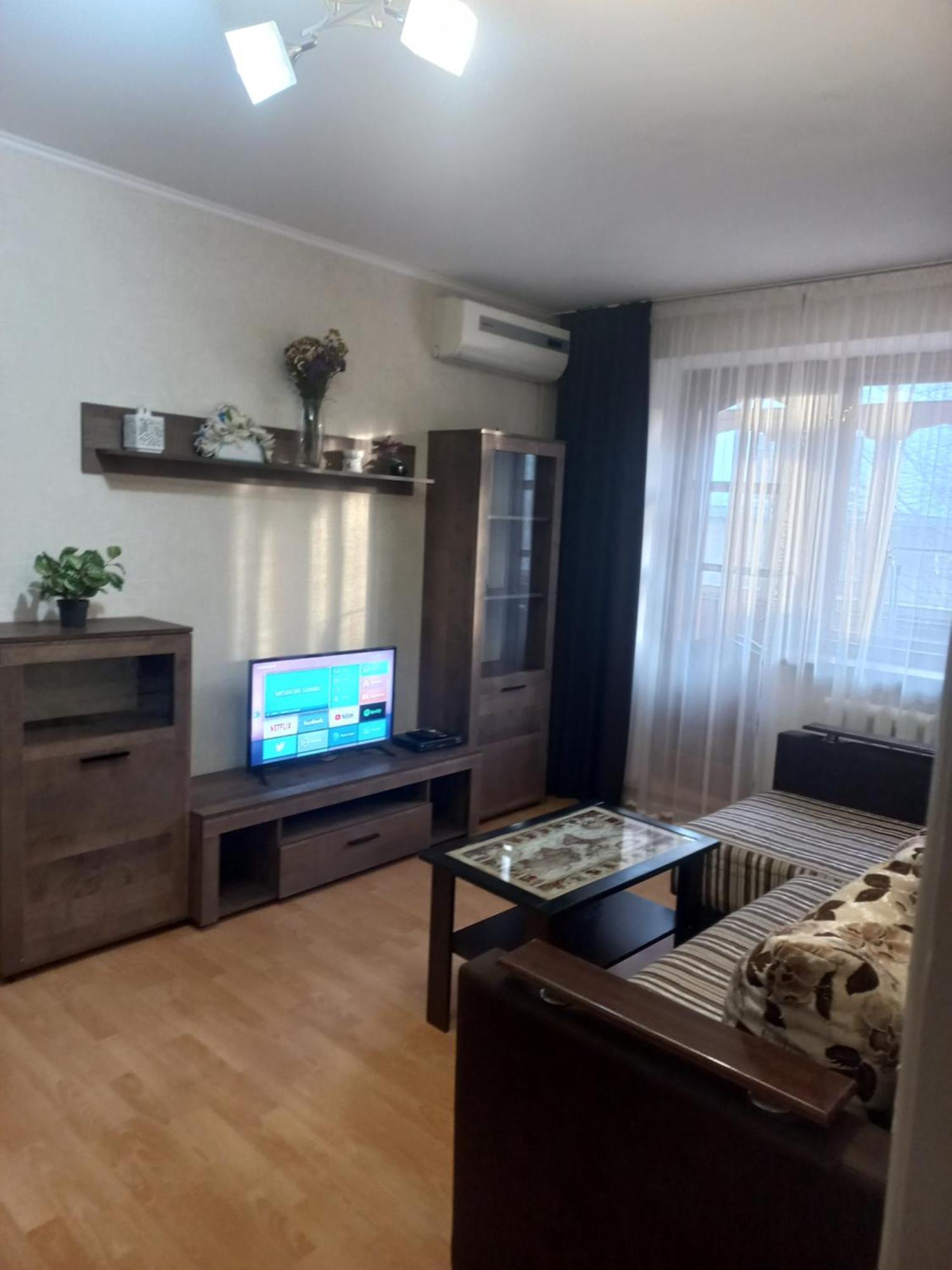 4 Площа Гагаріна Apartment วินนิตซา ภายนอก รูปภาพ