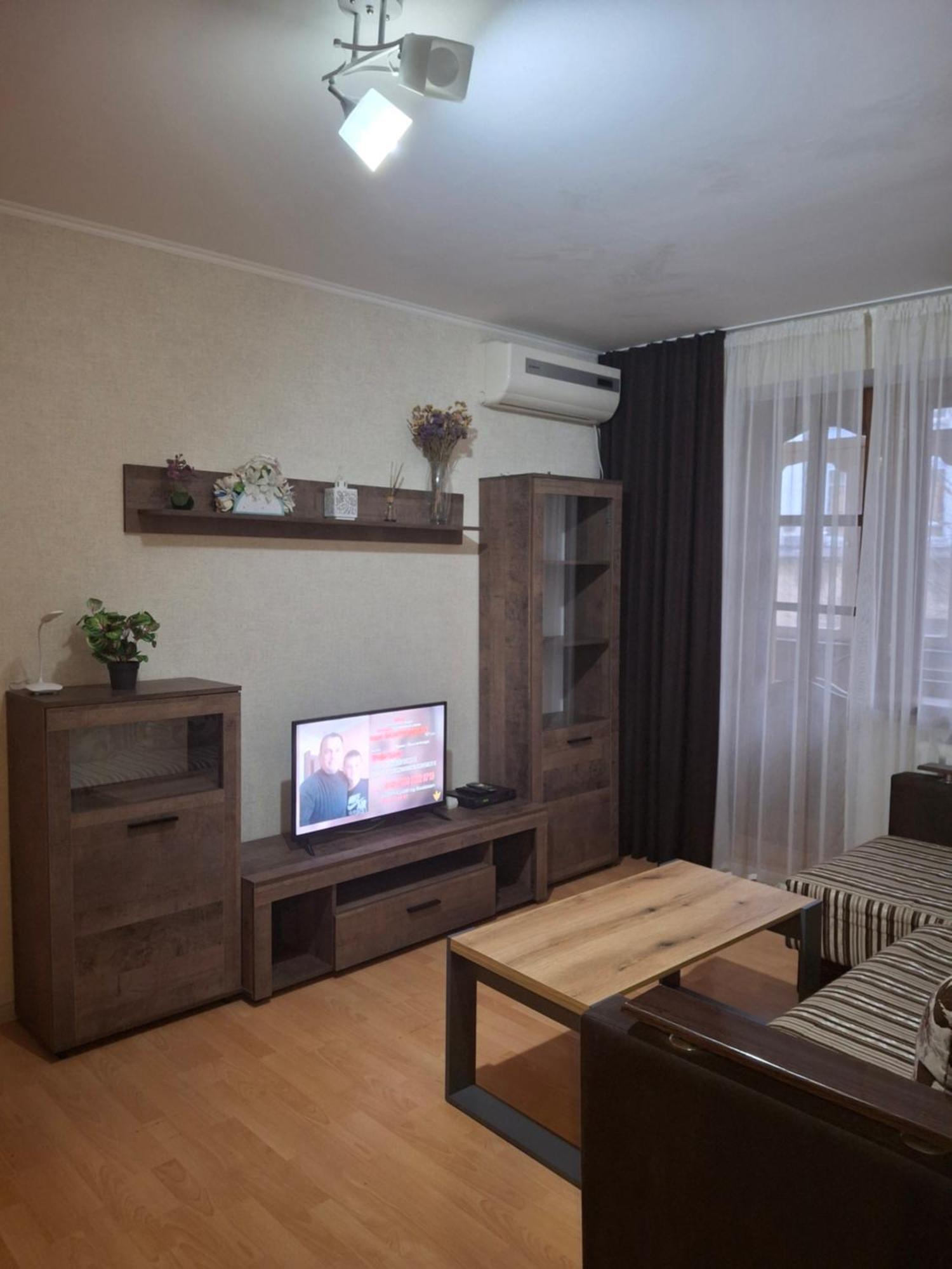 4 Площа Гагаріна Apartment วินนิตซา ภายนอก รูปภาพ