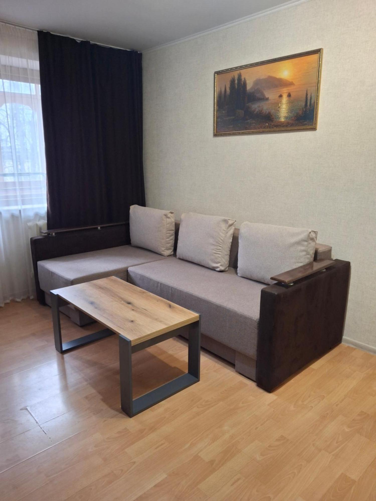 4 Площа Гагаріна Apartment วินนิตซา ภายนอก รูปภาพ